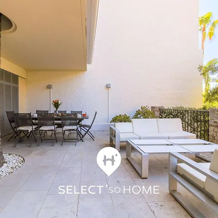 Villa Select'sohome - Pour 8 Personnes Avec Jacuzzi, Vue Et Parking A Quelques Pas Du Port Du Lavandou ! - Moun Pantai *